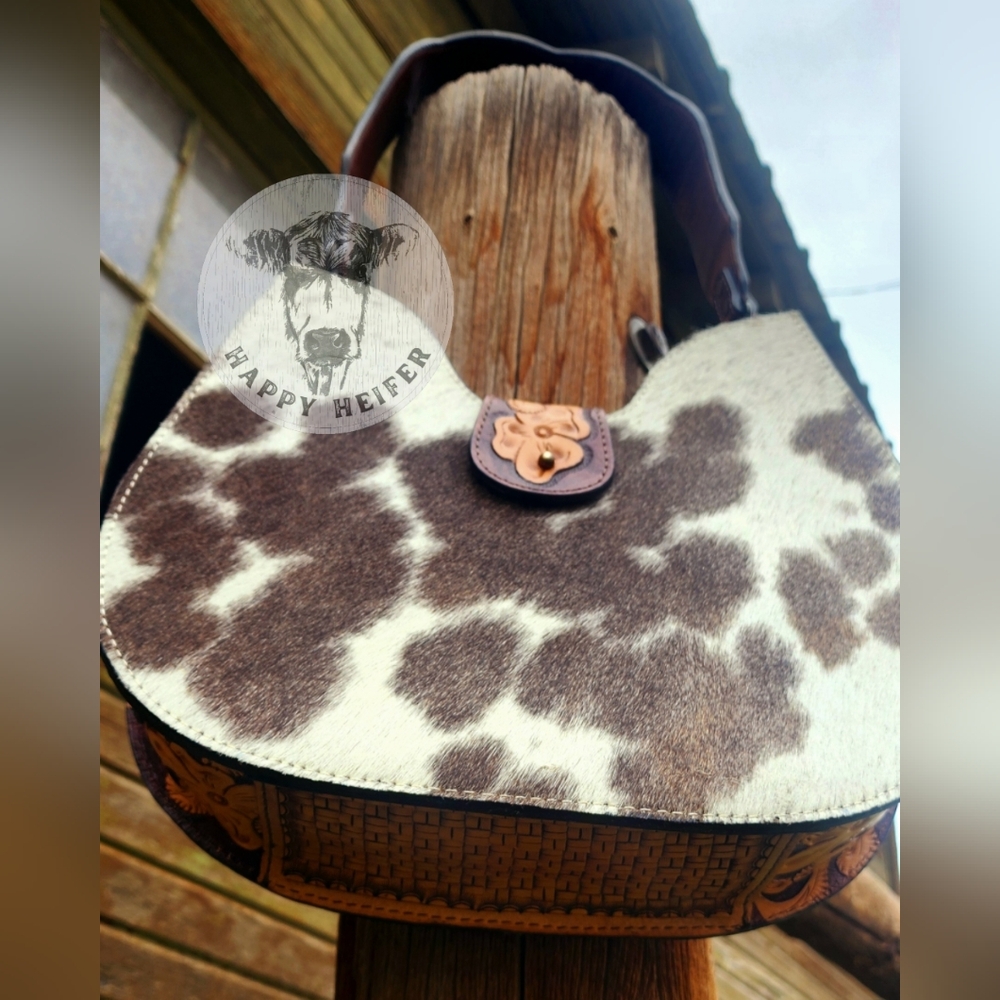 American Darling Genuine Cowhide and Floral Tooled
Hobo Bag. - Picture 10 of 11